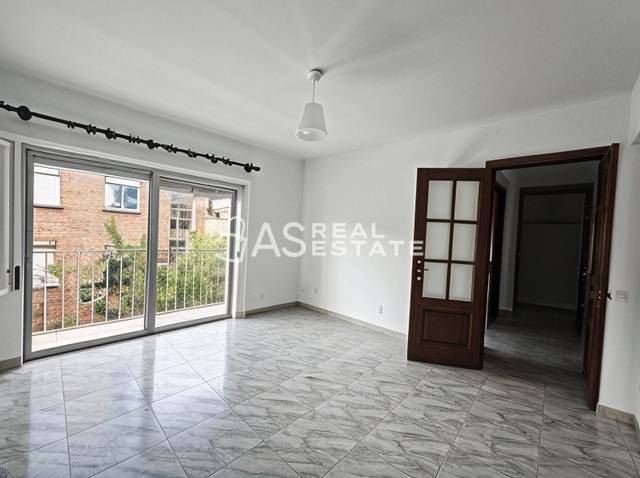 Piso en Venta en Calle De Roberto Martín Holgado en Pueblo