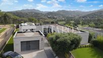 Vista exterior de Casa o xalet en venda en Vallromanes amb Aire condicionat, Calefacció i Jardí privat