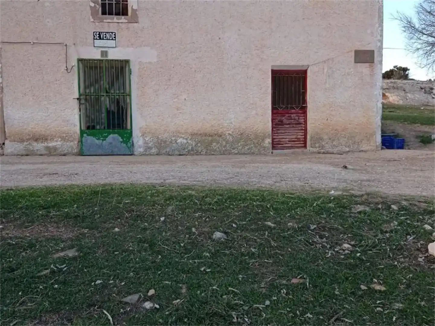 Vista exterior de Casa adosada en venta en Letur, Albacete