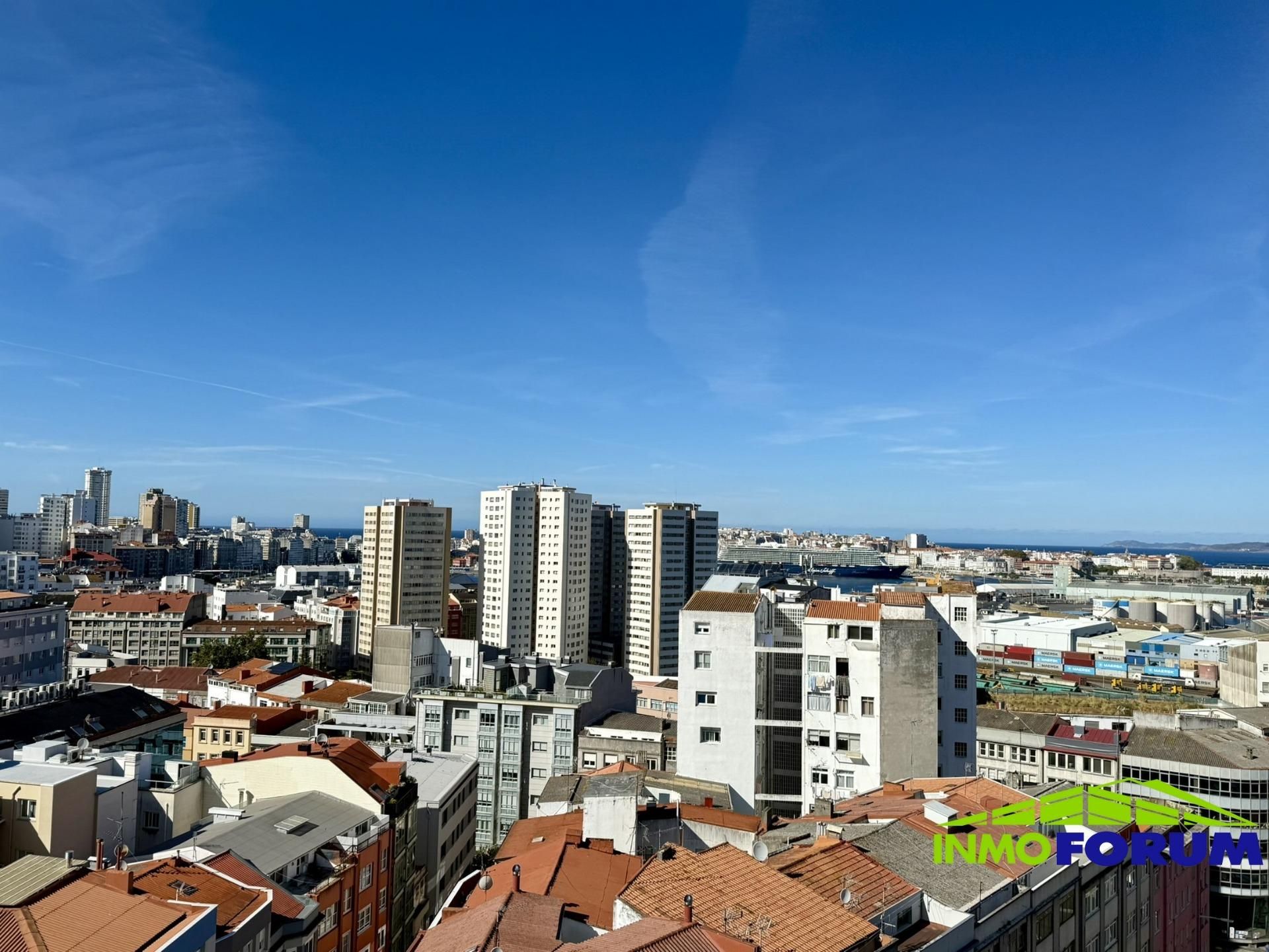 Exterior view of Flat for sale in A Coruña Capital 