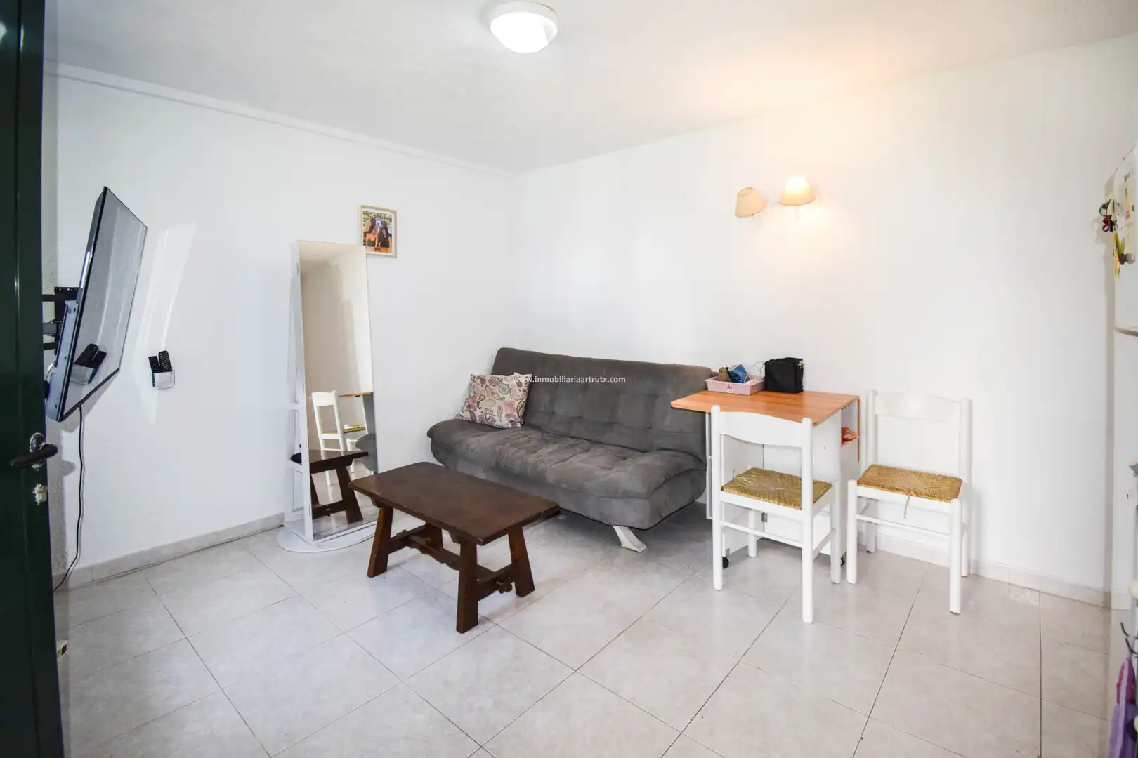 Apartament amb piscina en venda a Cala en Blanes, imagen 2