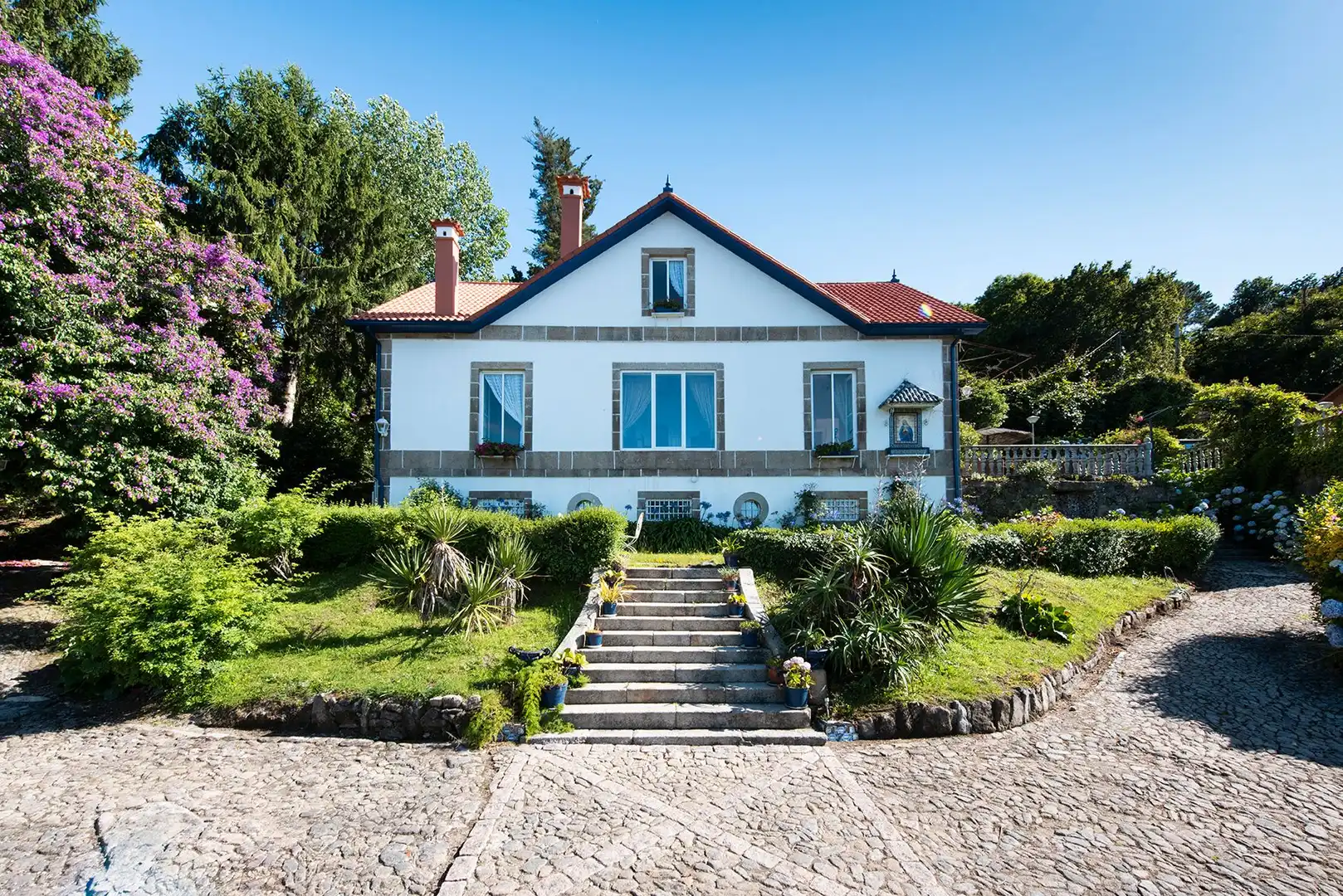 Vista exterior de Casa o chalet de alquiler en Redondela con Calefacción, Jardín privado y Parquet