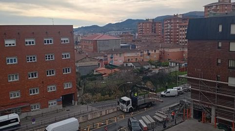 Photo 3 of Flat for sale in Plaza Maestro Mateo Hernández, Azeta - Abatxolo, Portugalete