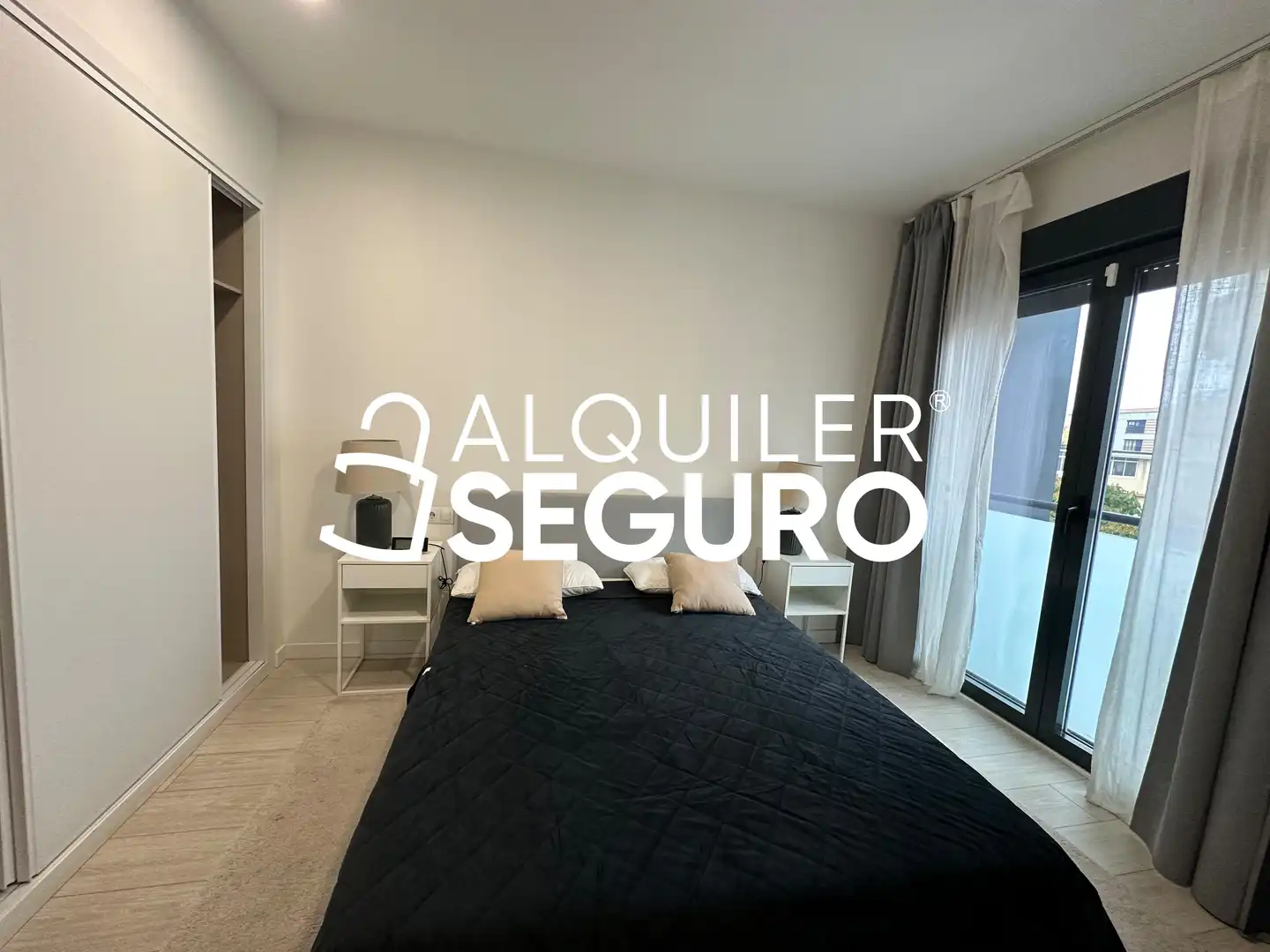 Schlafzimmer von Wohnung zur Miete in Centro