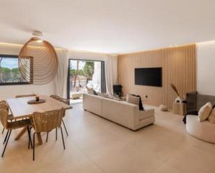 Living room of Duplex to rent in Marbella  with Air Conditioner, Terrace and Swimming Pool