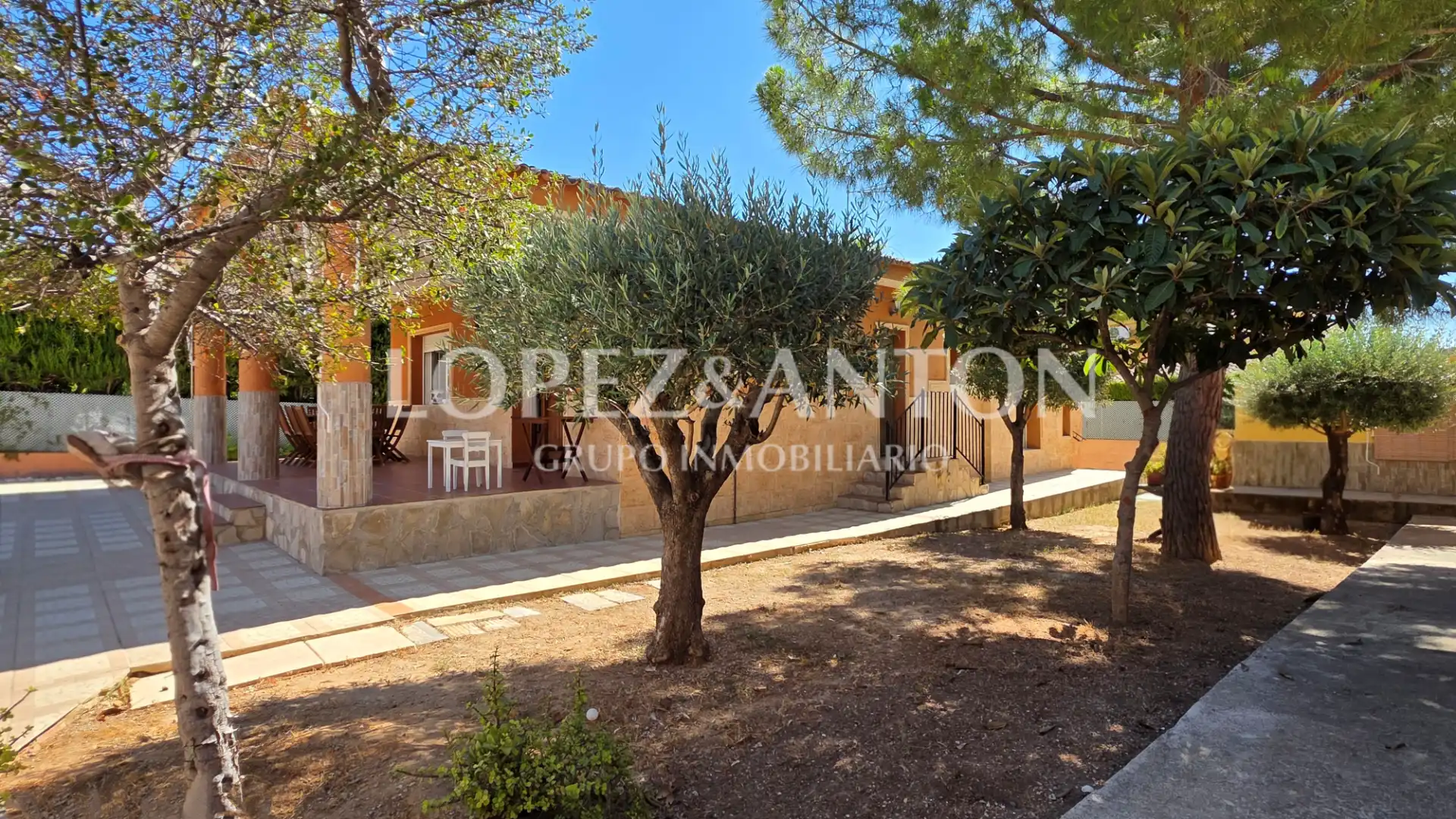 Jardí de Casa o xalet en venda en L'Eliana amb Aire condicionat, Calefacció i Jardí privat