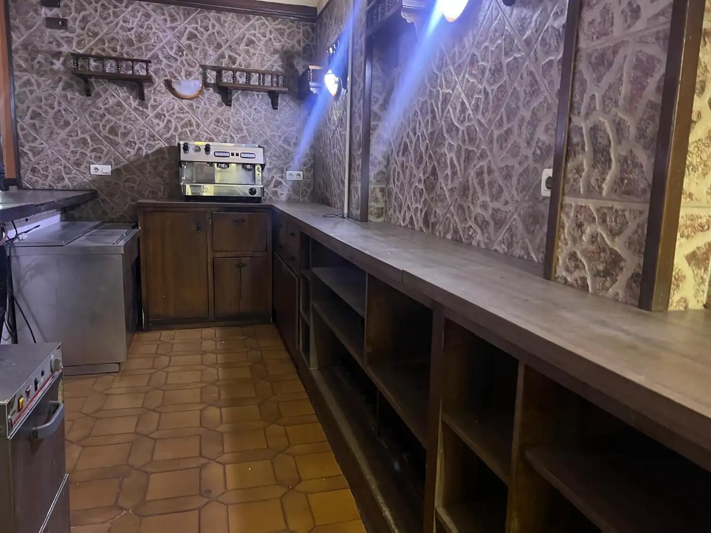 Local comercial en venda a Centro, imagen 2