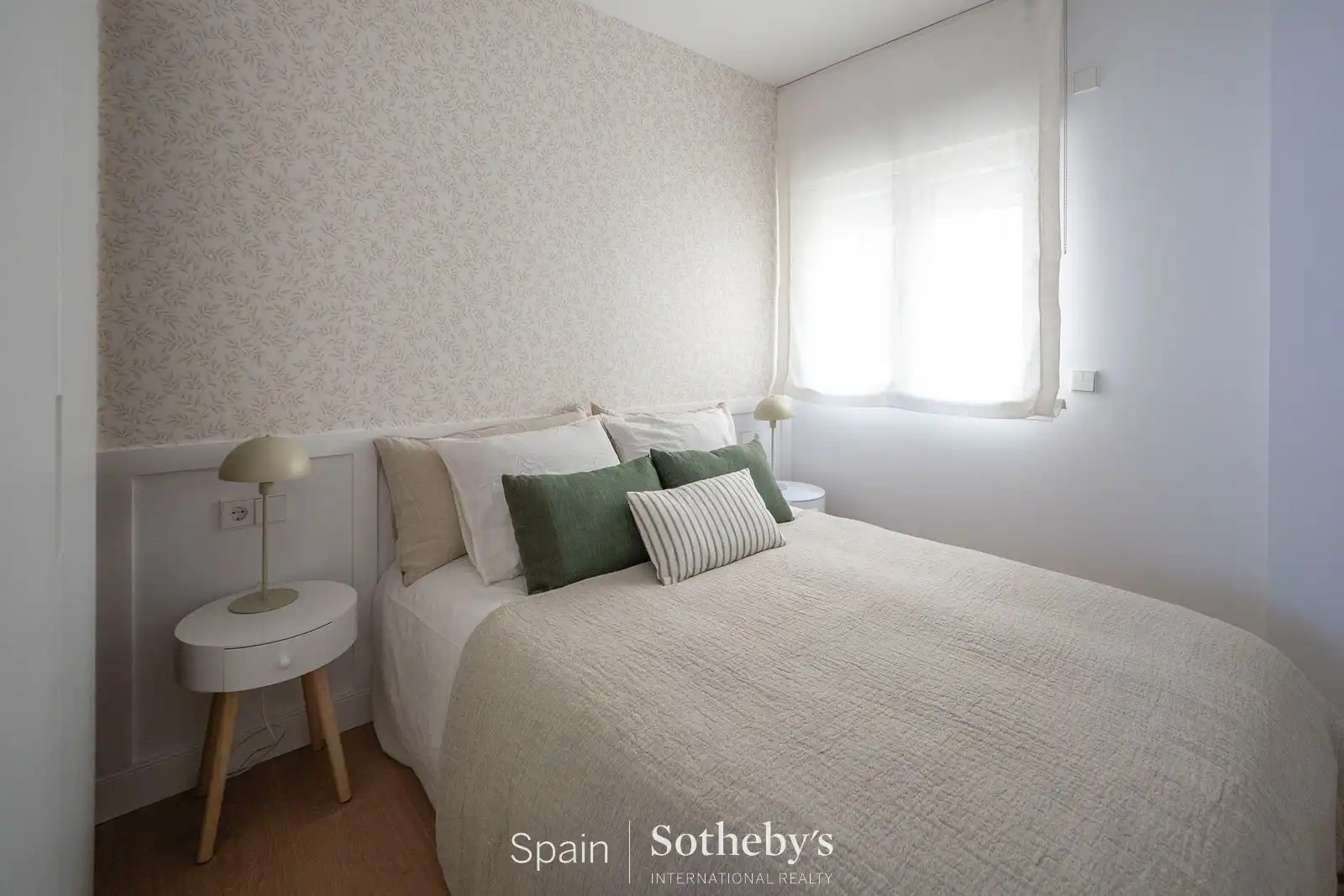 Schlafzimmer von Wohnungen zum Verkauf in Madrid mit Klimaanlage und Heizung