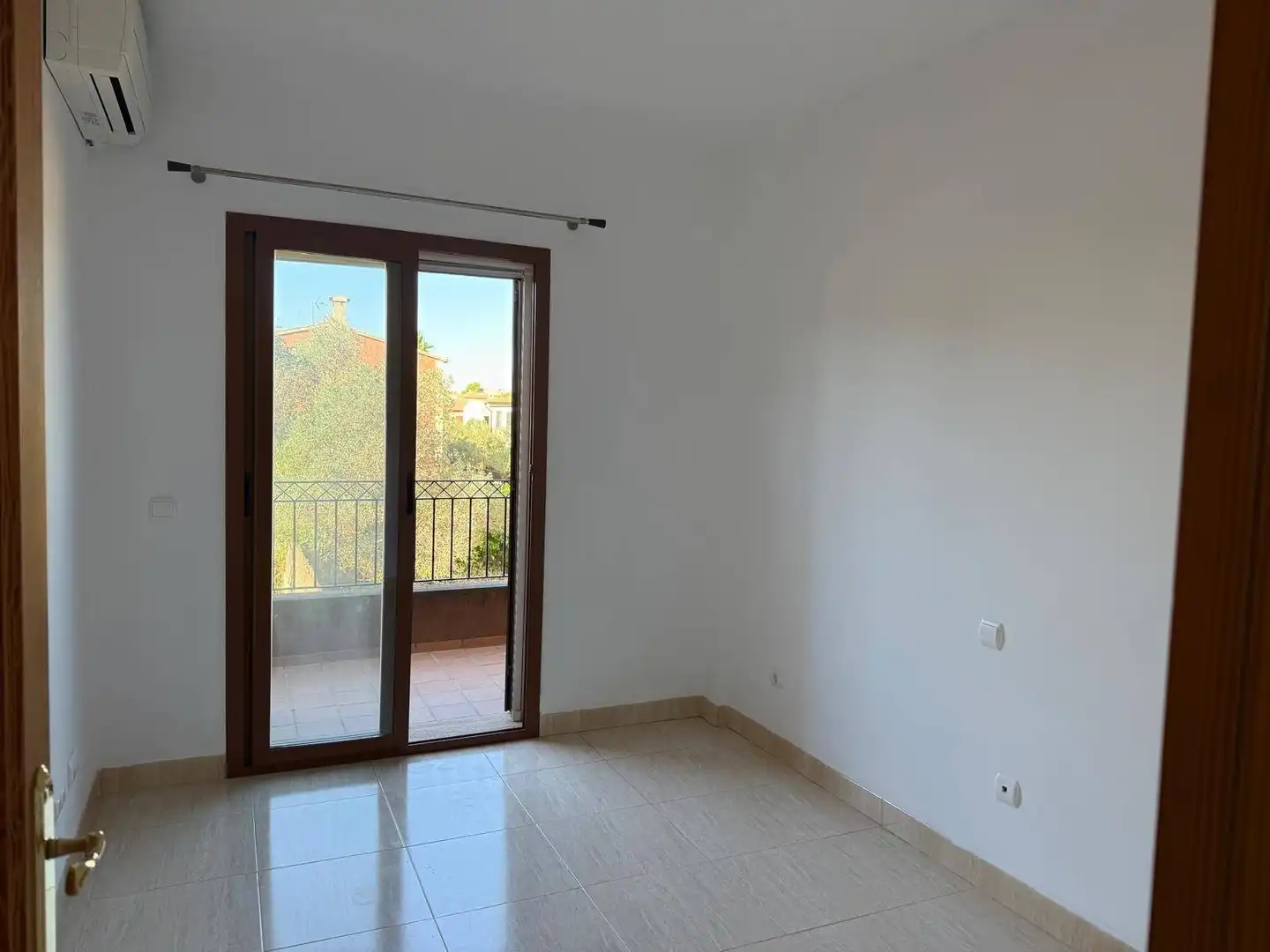 Casa a schiera con giardino in affitto a Pòrtol, imagen 32