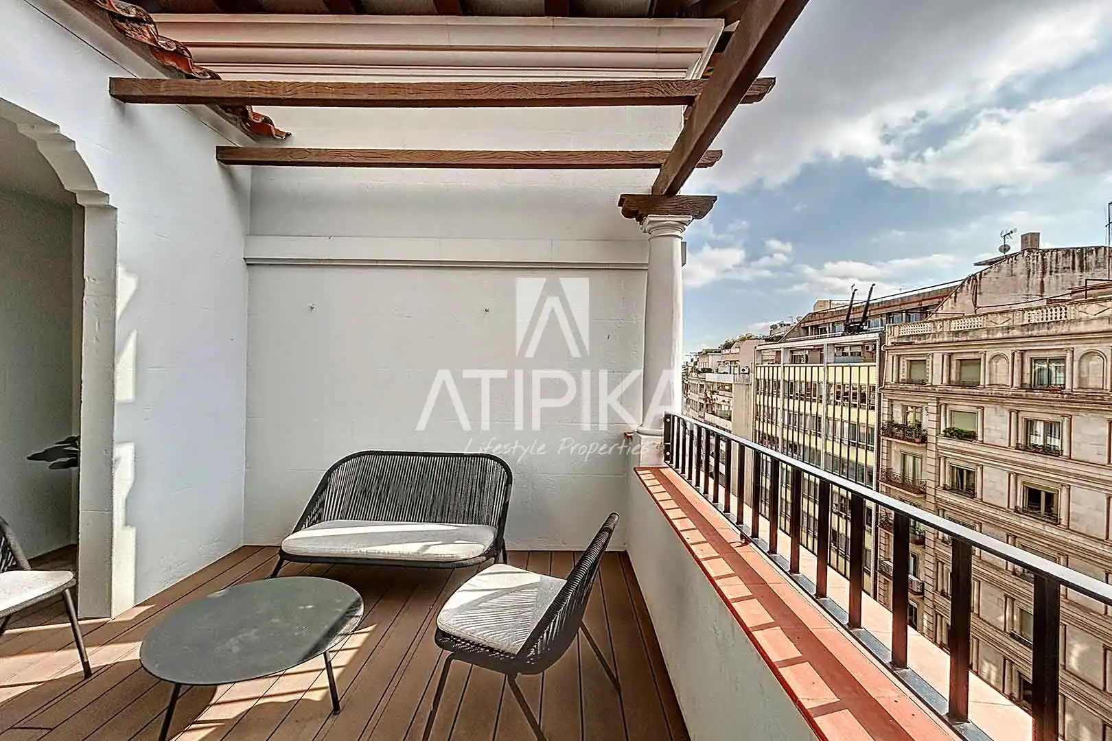 Terrasse von Wohnung zur Miete in Barcelona mit Klimaanlage, Parkett und Terrasse