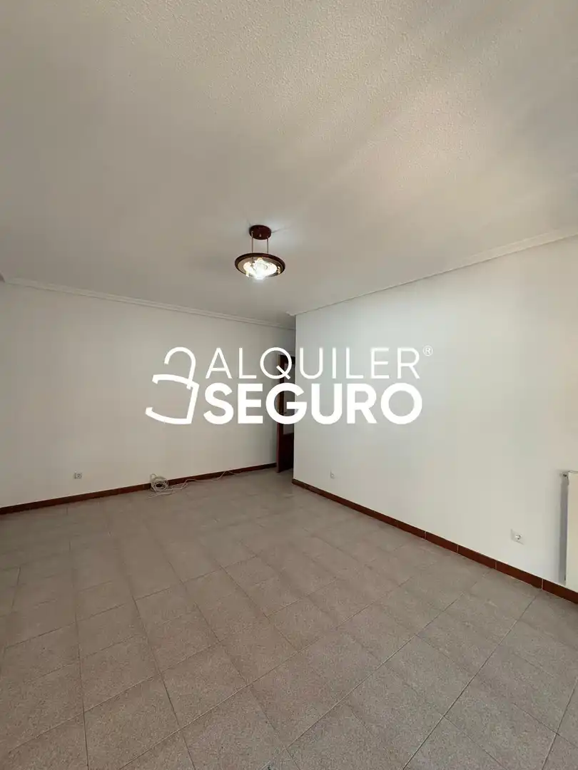 Bedroom of Flat for rent in Madrid  with Heating, Terrace and Furnished