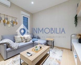 Living room of Flat for sale in  Madrid Capital  with Air Conditioner, Heating and Terrace