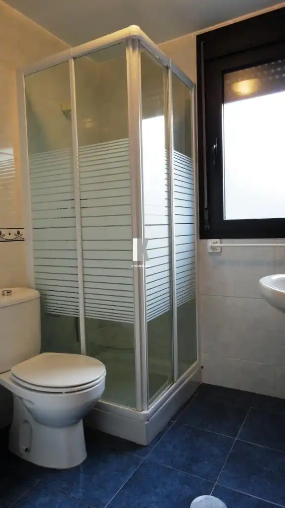 Badezimmer von Dachboden zum Verkauf in Jerez de la Frontera mit Klimaanlage, Terrasse und Möbliert