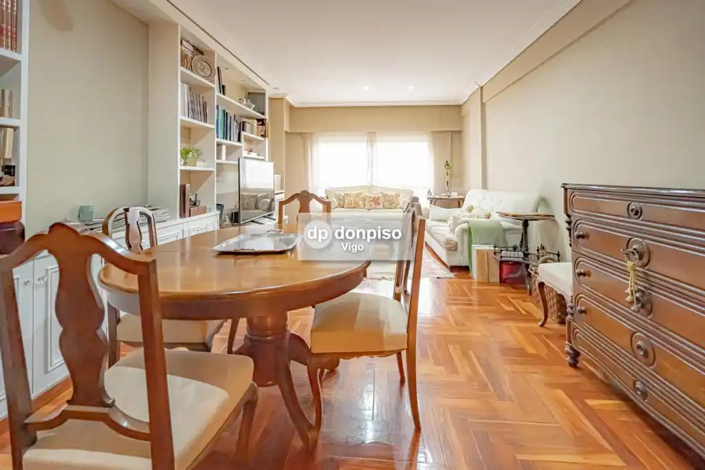 Apartamento en venta en Plaza España - Corte Inglés