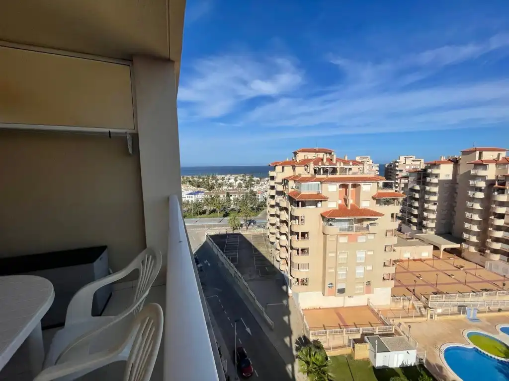 Vista exterior de Apartament en venda en La Manga del Mar Menor amb Terrassa, Piscina i Balcó