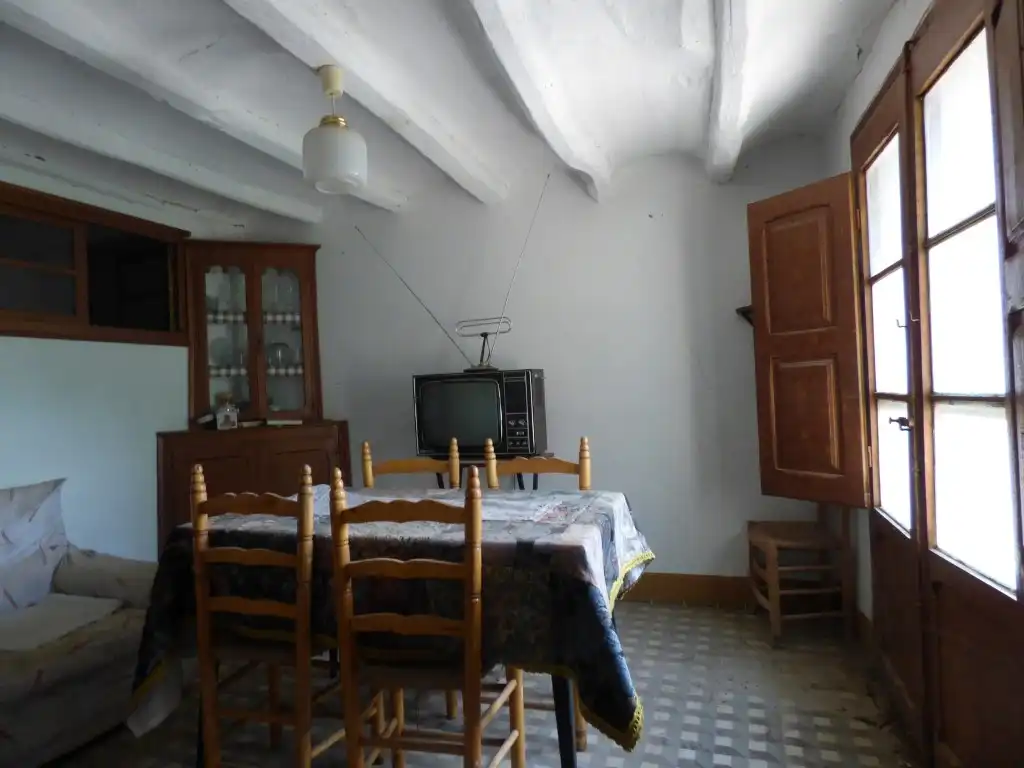 Houses for sale in Calle Iglesia Ag.Laguarres, 12, Capella