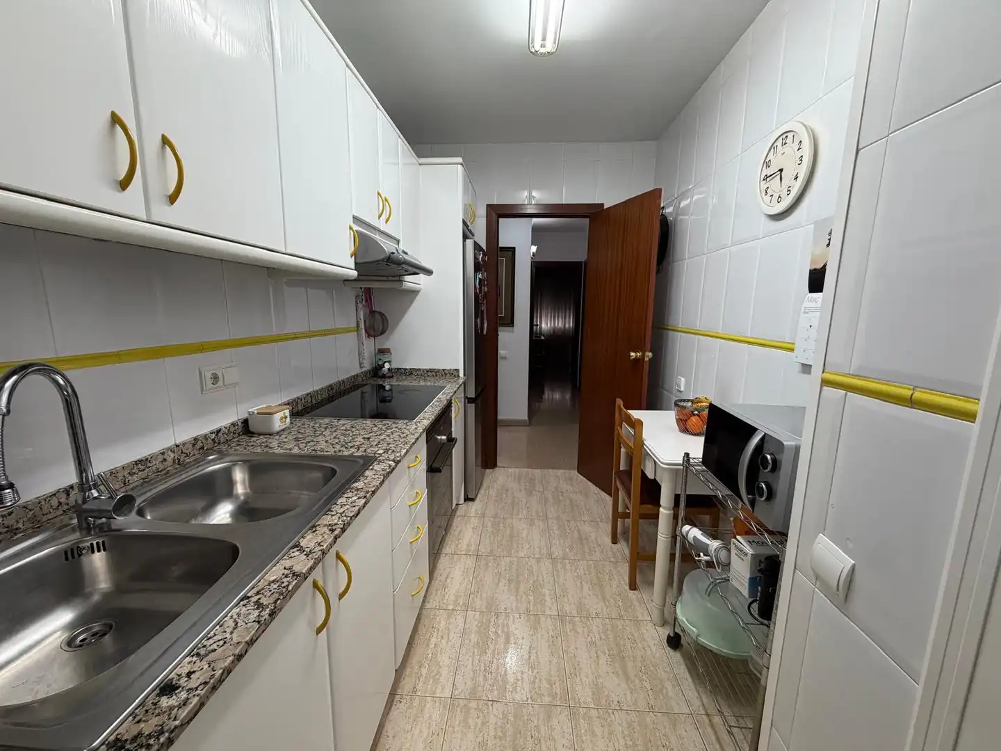 Kitchen of Flat for rent in Rubí  with Air Conditioner, Furnished and Oven