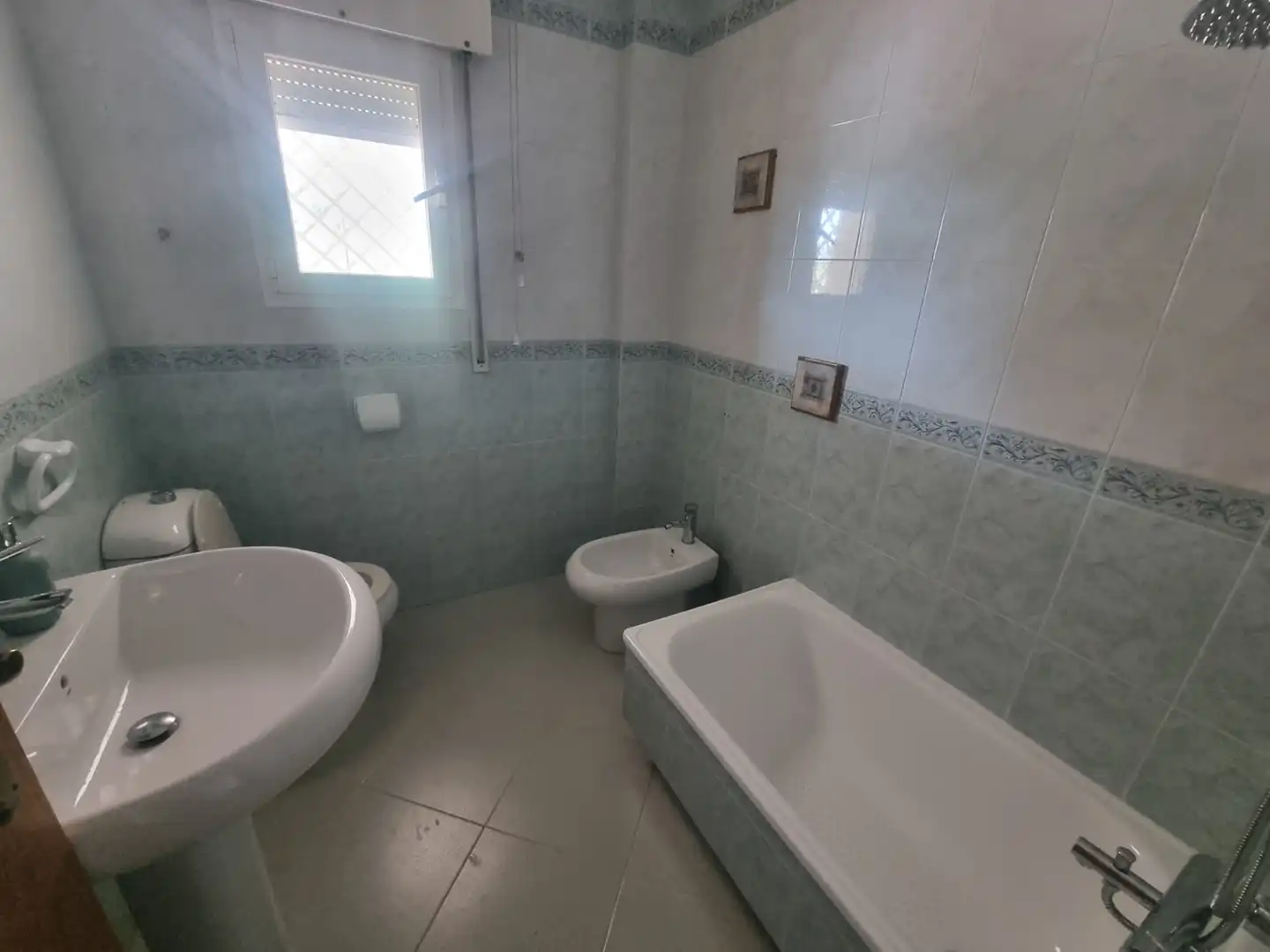 Baño de Casa o chalet en venta en Aljaraque con Jardín privado, Terraza y Trastero