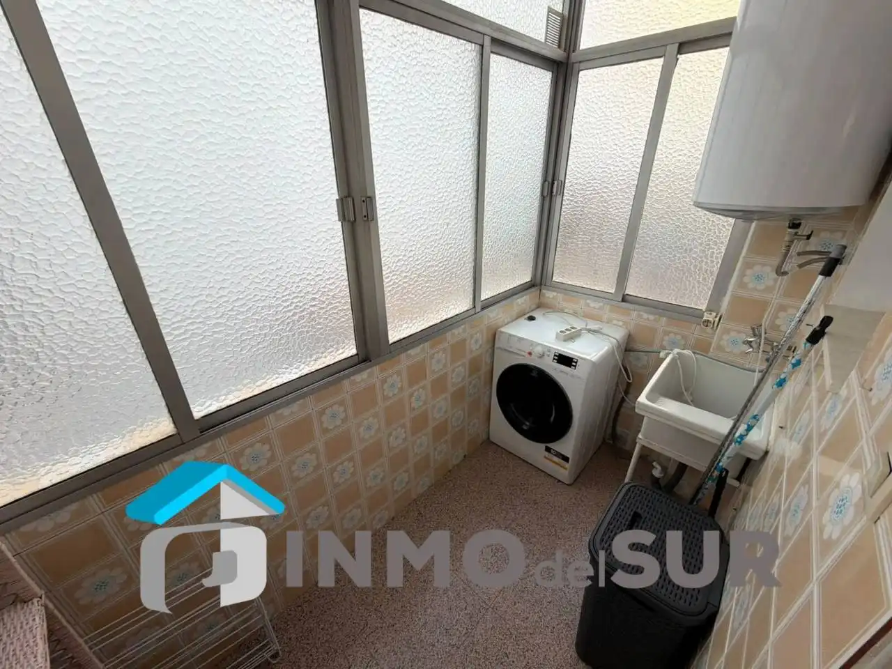 Vista exterior de Pis en venda en Cabra amb Traster i Balcó