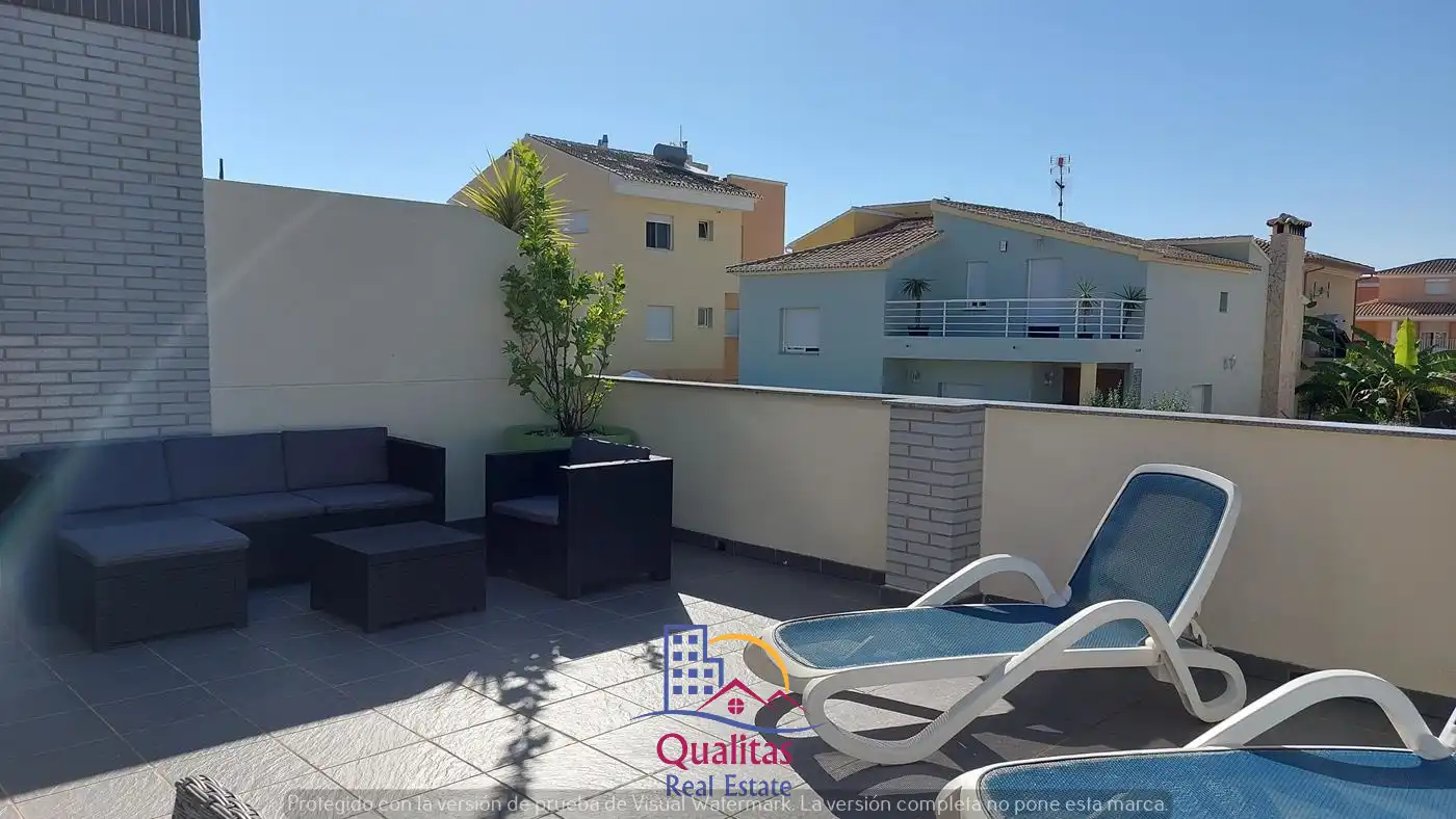 Terraza de Casa adosada de alquiler en Oliva con Aire acondicionado, Calefacción y Terraza
