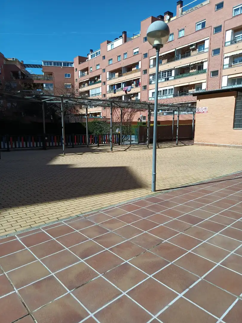 Terrassa de Dúplex en venda en Parla amb Calefacció, Jardí privat i Parquet