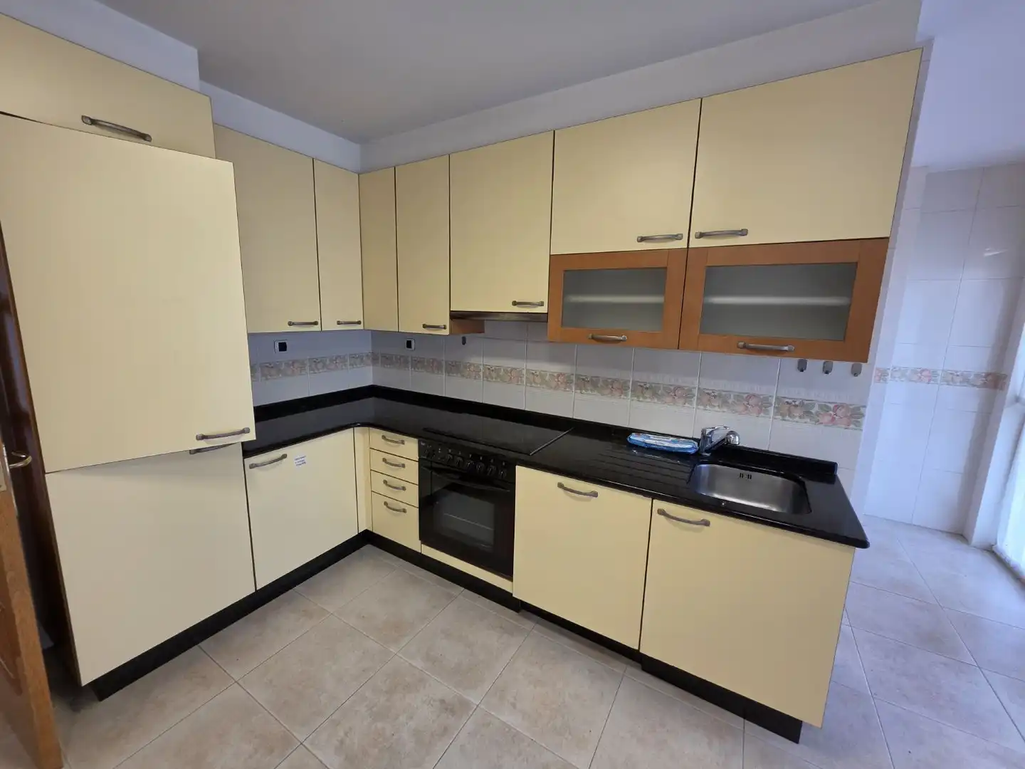 Cocina de Piso en venta en A Coruña Capital  con Calefacción, Terraza y Trastero