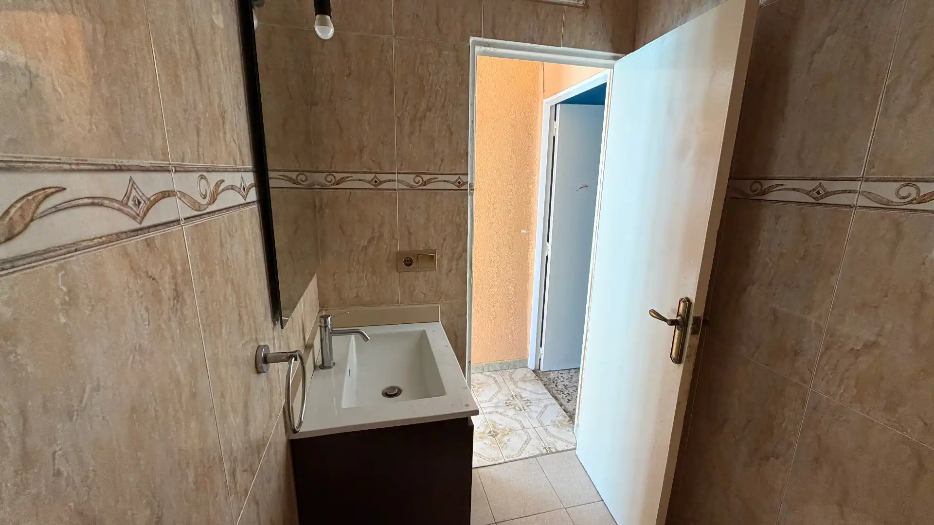 Baño de Piso en venta en Torremolinos
