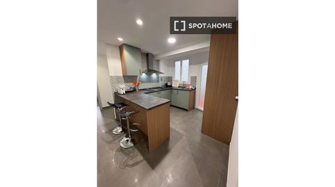 Foto 4 de Piso de alquiler en Campoamor, Alicante / Alacant