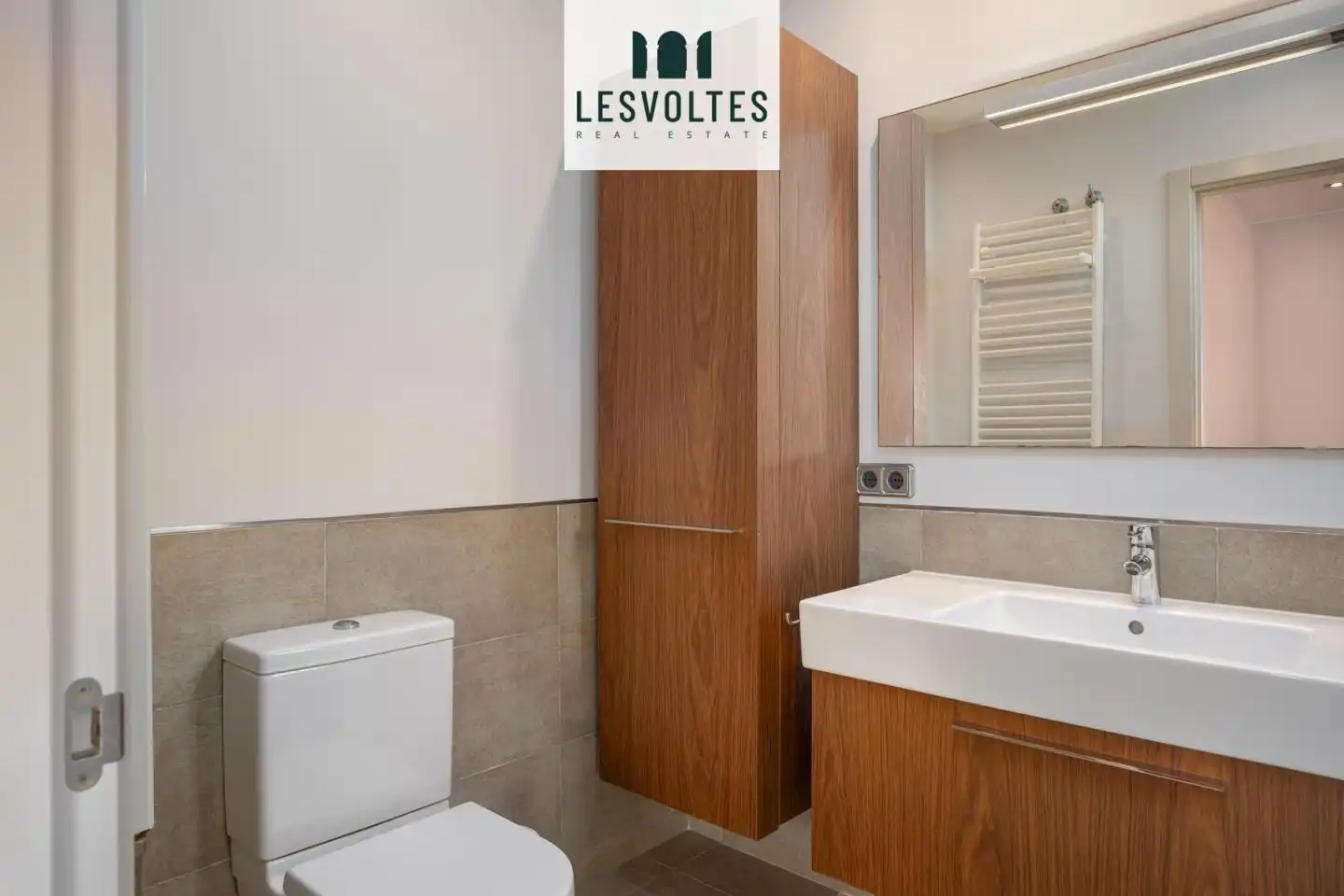 Bathroom of Houses for sale in L'Estartit  with Air Conditioner, Heating and Private garden