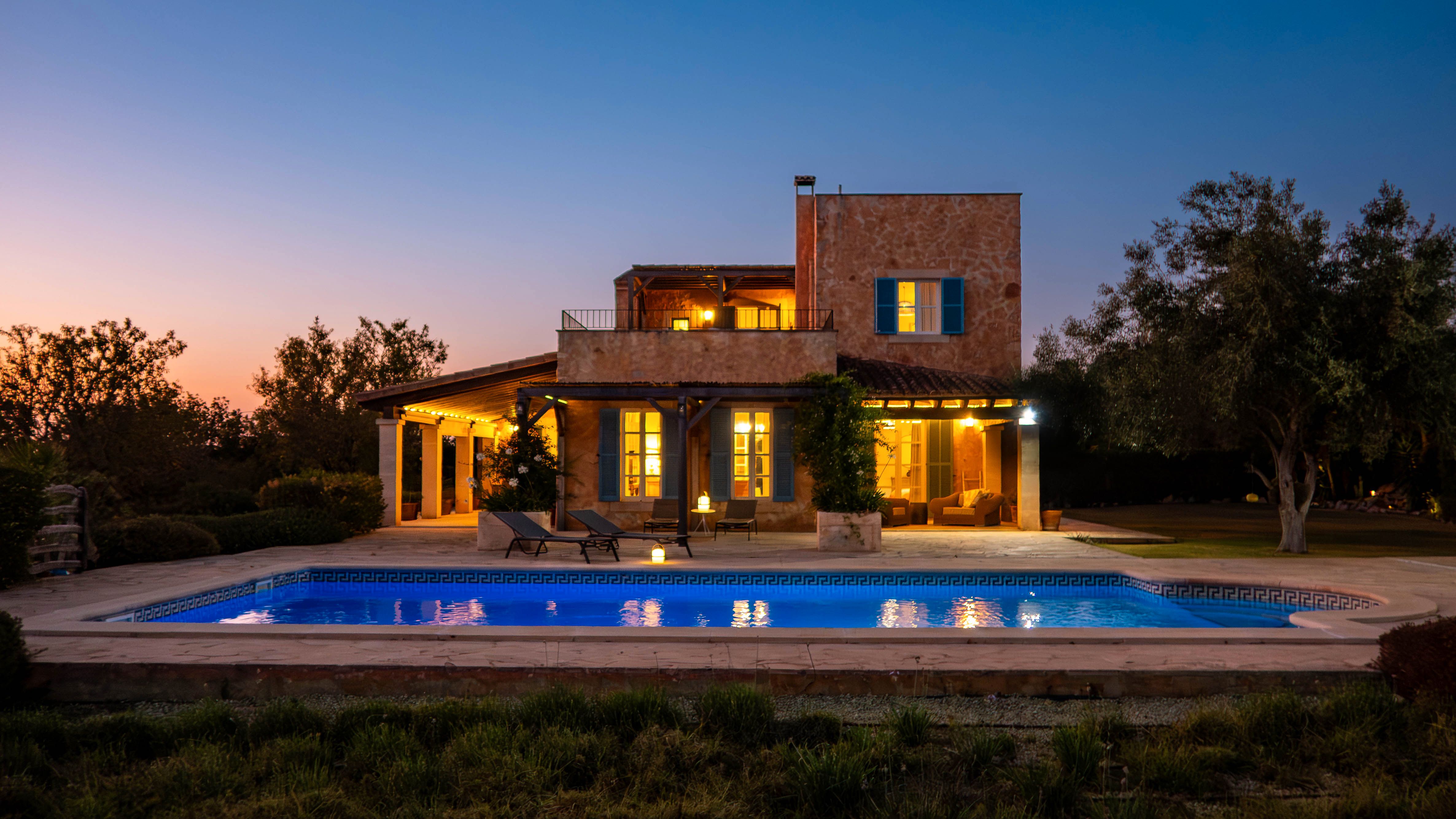 Vista exterior de Finca rústica en venda en Santanyí amb Aire condicionat, Piscina i Moblat