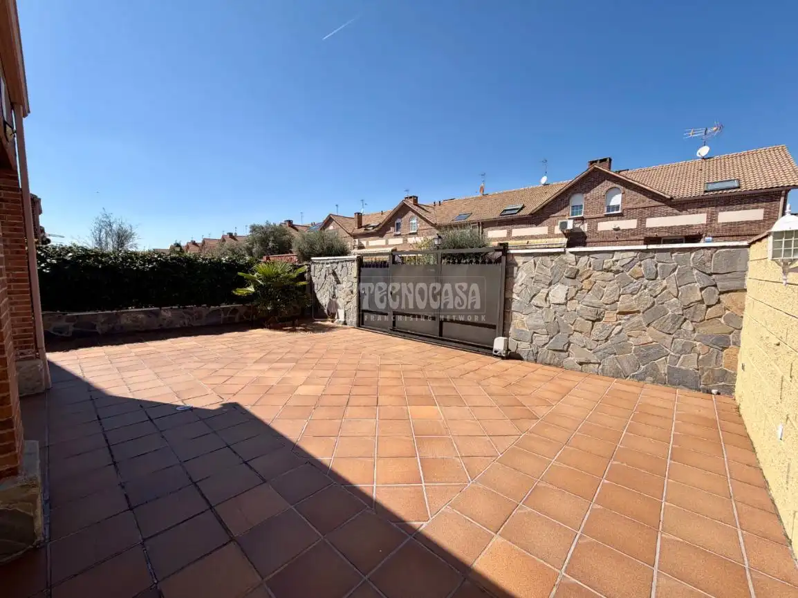 Detached homes for sale in Villanueva de la Torre
