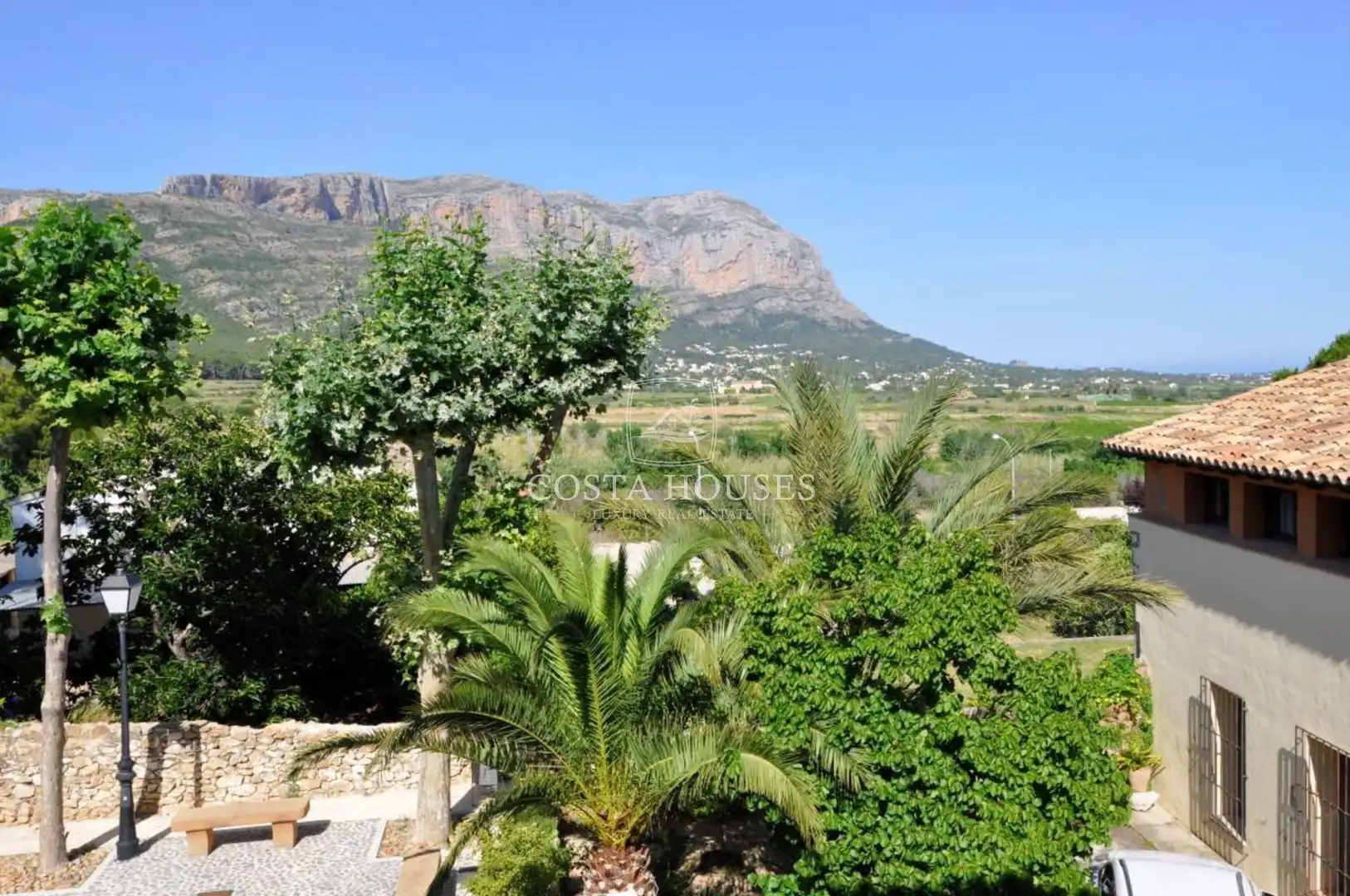 Jardí de Casa o xalet en venda en Dénia amb Calefacció, Jardí privat i Terrassa