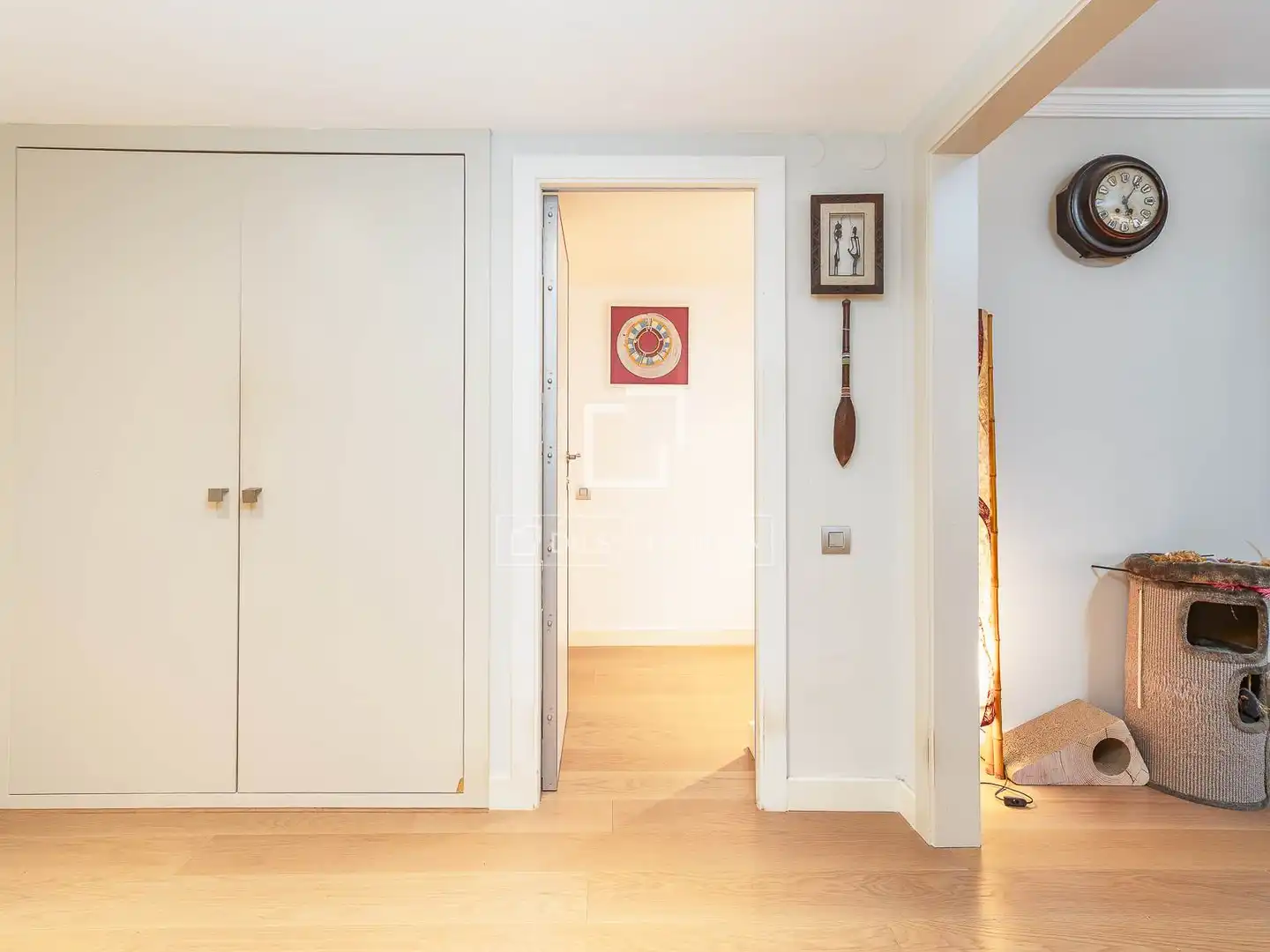 Wohnung zum Verkauf in Barcelona mit Klimaanlage, Heizung und Terrasse