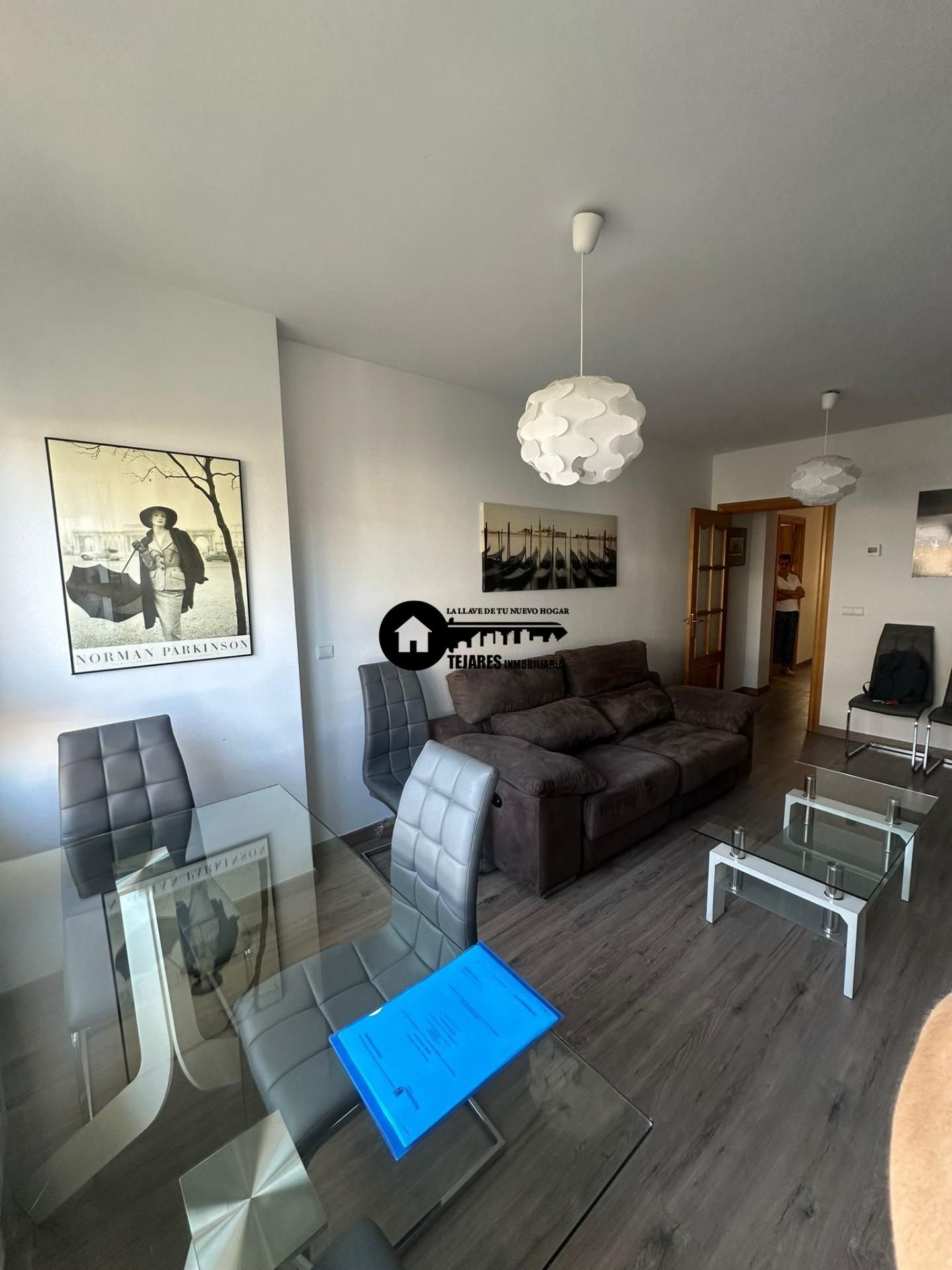 Sala d'estar de Apartament de lloguer en  Albacete Capital amb Aire condicionat, Calefacció i Balcó