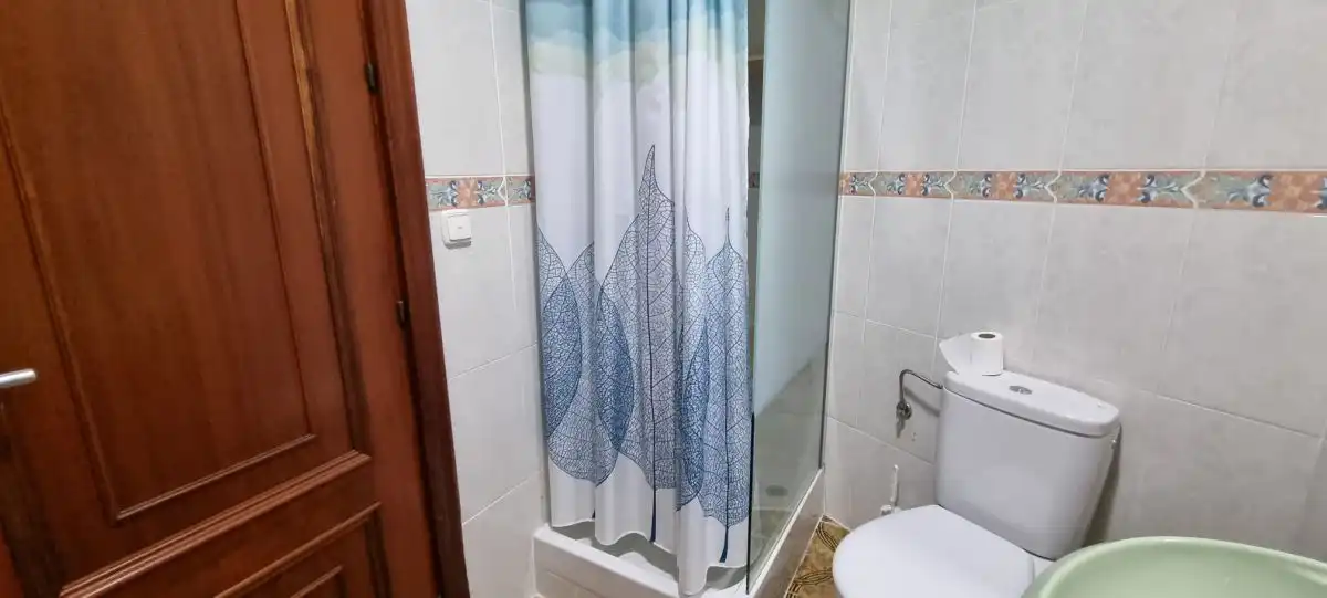 Badezimmer von Wohnung zur Miete in Águilas mit Terrasse