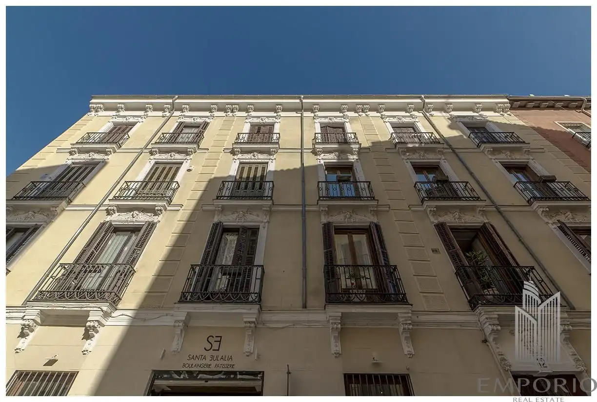 Flat for rent in Del Espejo, Palacio