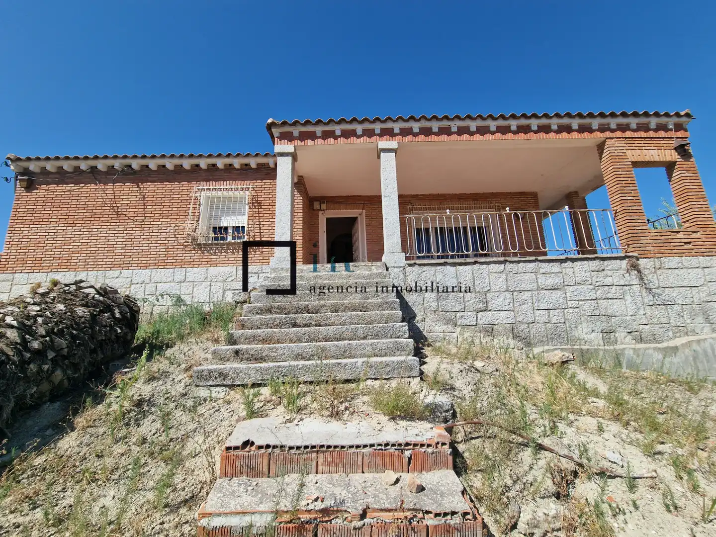 Vista exterior de Casa o xalet en venda en Alameda de la Sagra