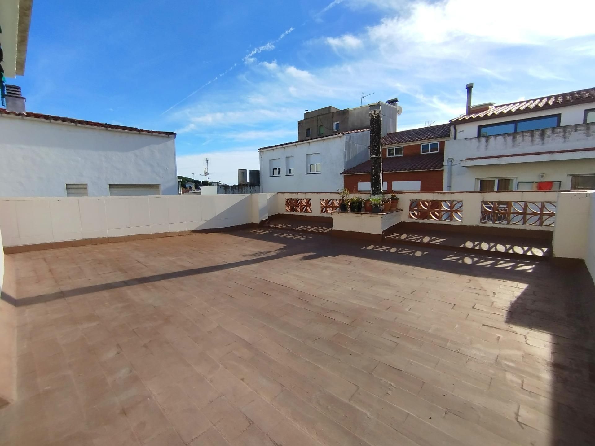 Single-family semi-detached for sale