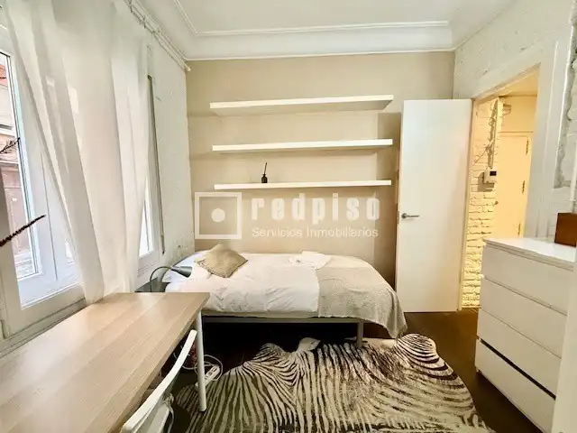 Habitación de Piso de alquiler en Madrid con Aire acondicionado, Calefacción y Jardín privado