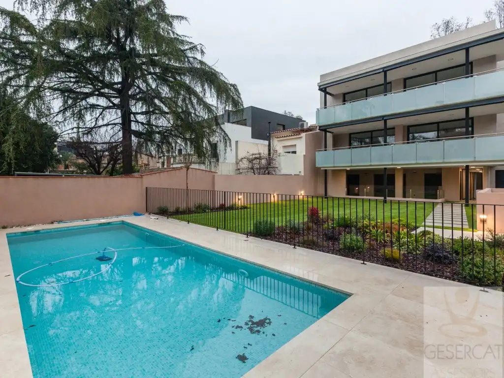 Piscina de Piso de alquiler en Sant Cugat del Vallès