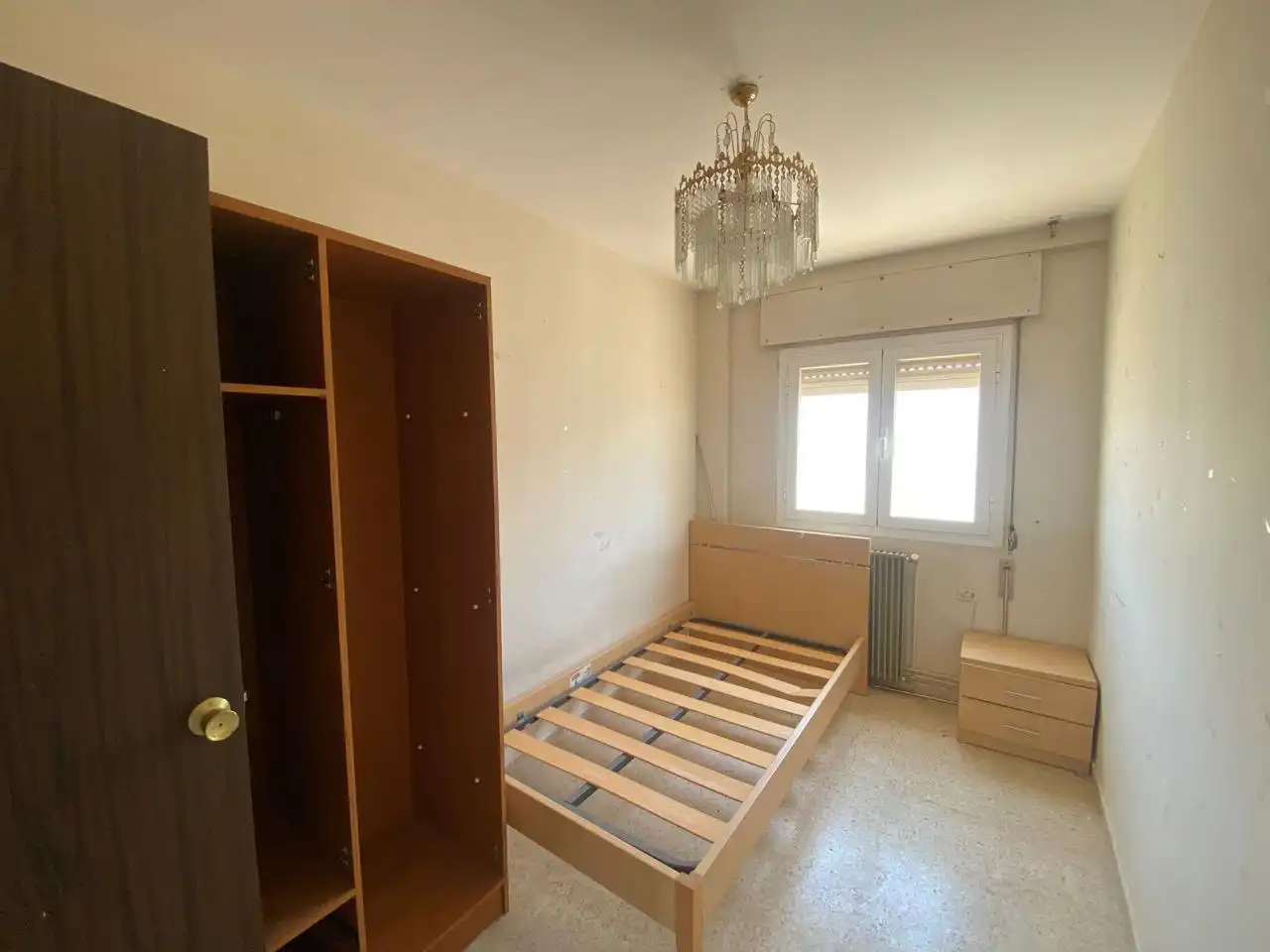 Habitación de Piso en venta en Belmonte con Calefacción y Balcón