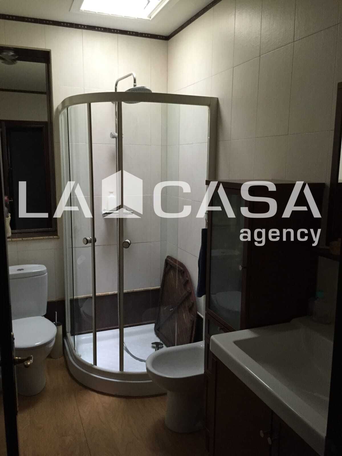 Bany de Pis en venda en Dos Hermanas amb Terrassa