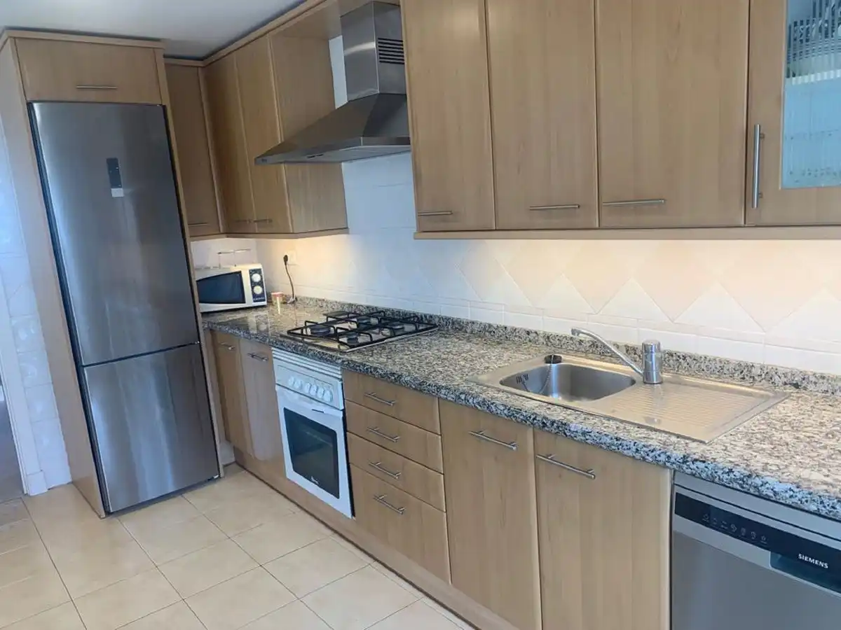 Cocina de Piso en venta en Marbella con Terraza, Trastero y Amueblado