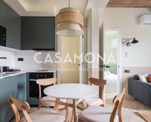 Cuina de Apartament de lloguer en  Barcelona Capital amb Aire condicionat, Calefacció i Moblat