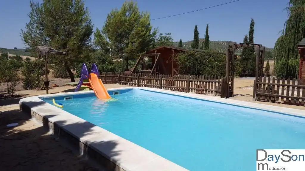 Swimming pool of Houses for sale in Alcalá la Real  with Air Conditioner, Private garden and Terrace