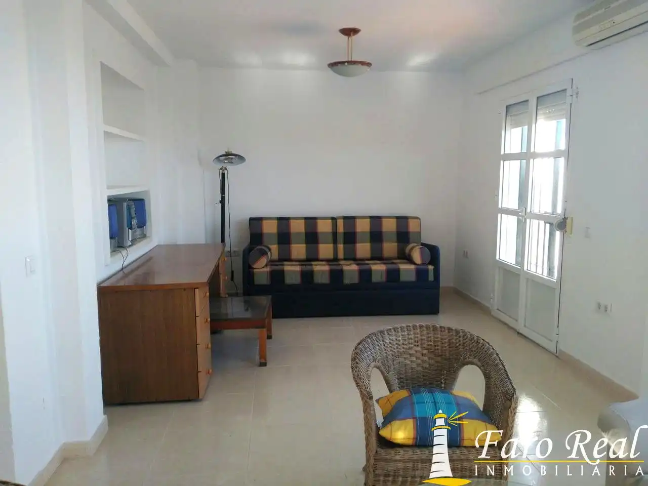 Living room of Detached homes for rent in Sanlúcar de Barrameda  with Air Conditioner, Private garden and Swimming Pool