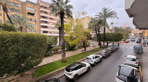 Foto 2 de Piso en venta en Crevillent, Alicante