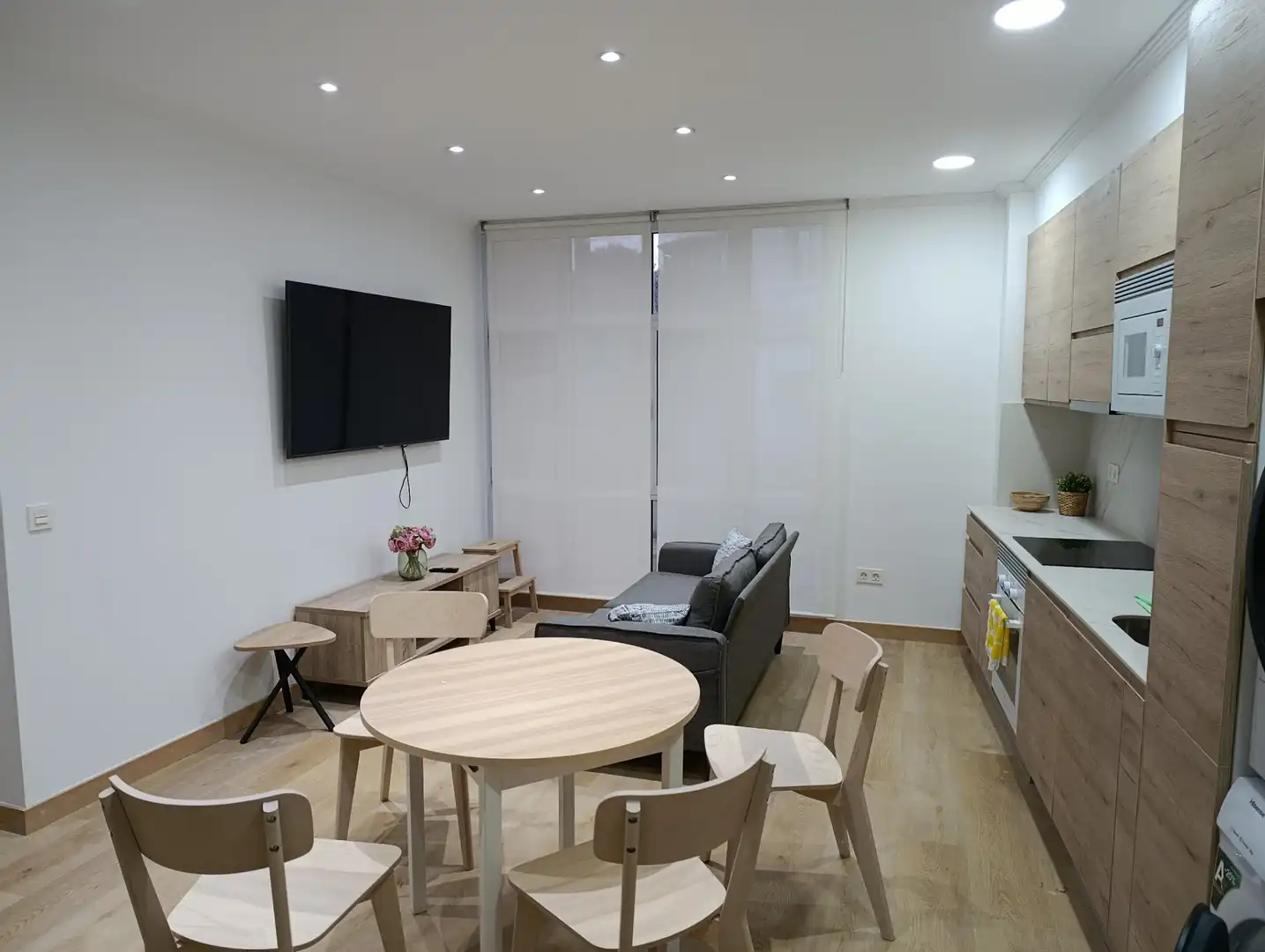 Wohnzimmer von Wohnung zur Miete in Avilés mit Heizung, Parkett und Möbliert