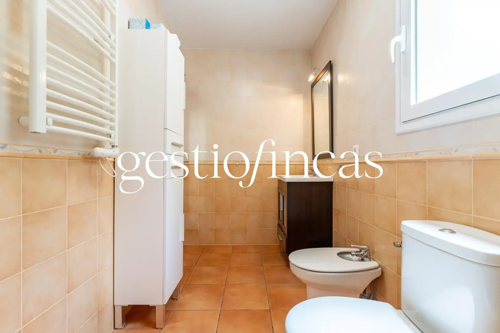 Bathroom of Houses for sale in Pratdip  with Air Conditioner, Heating and Private garden