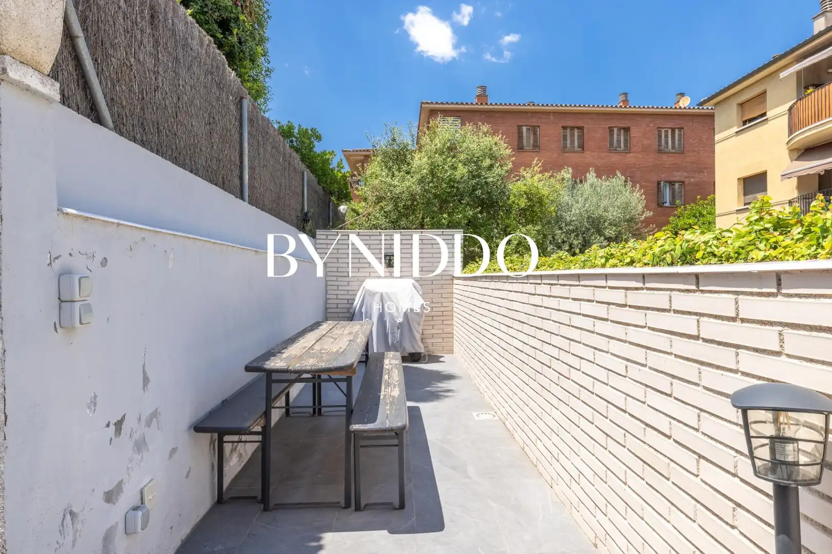 Terraza de Casa adosada en venta en Sant Cugat del Vallès con Aire acondicionado, Calefacción y Jardín privado